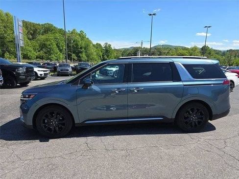 Used 2024 Kia Carnival SX Prestige FWD image 7