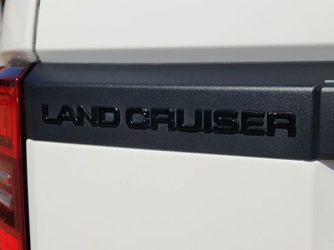 Used 2024 Toyota Land Cruiser 1958 image 8