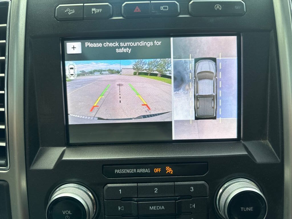 Used 2018 Ford F150 Platinum w/ Equipment Group 701A Luxury AWD/4WD image 26