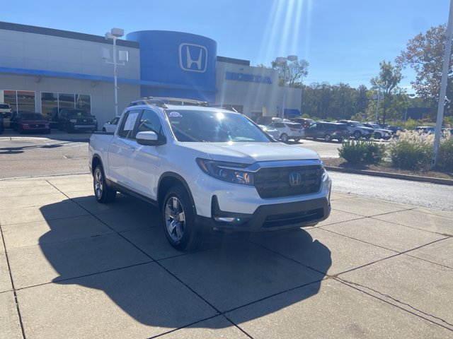 Used 2025 Honda Ridgeline RTL image 2