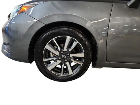 Used 2025 Nissan Versa SV image 27