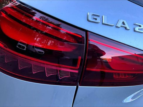 New 2026 Mercedes-Benz GLA 250 4MATIC image 6