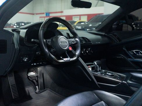 Used 2017 Audi R8 V10 image 26