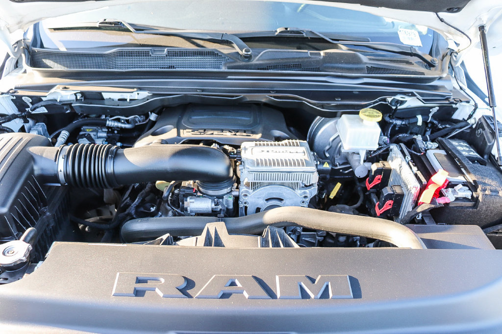 Used 2022 RAM 1500 Laramie AWD/4WD image 29