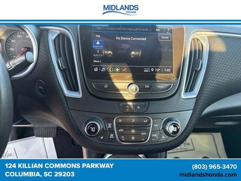 Used 2024 Chevrolet Malibu LT FWD image 30