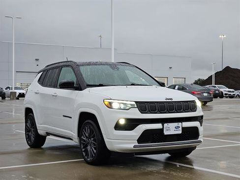 Used 2022 Jeep Compass High Altitude image 2