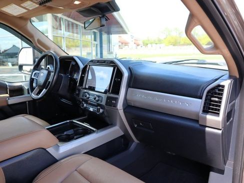 Used 2022 Ford F350 Lariat w/ Lariat Ultimate Package AWD/4WD image 20