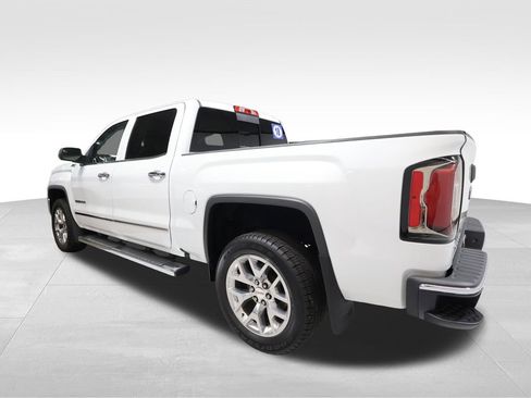 Used 2018 GMC Sierra 1500 SLT w/ SLT Premium Package AWD/4WD image 2