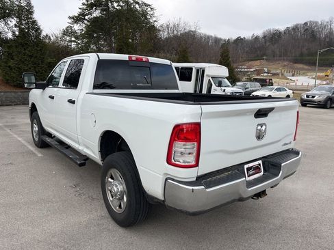 Used 2024 RAM 2500 Tradesman w/ Chrome Appearance Group image 4