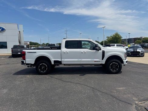New 2026 Ford F250 Platinum w/ Tremor Off-Road Package AWD/4WD image 2