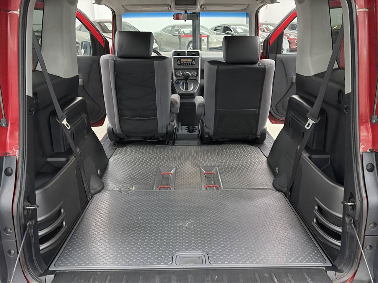 Used 2005 Honda Element EX image 18
