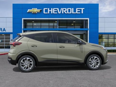 New 2027 Chevrolet Bolt LT w/ Comfort Package FWD image 5