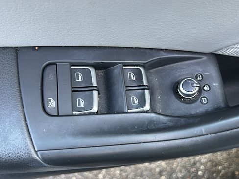 Used 2018 Audi Q3 2.0T Premium w/ Convenience Package image 15