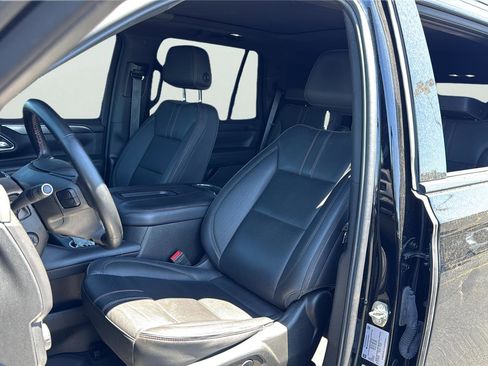 Used 2023 Chevrolet Tahoe RST w/ Luxury Package AWD/4WD image 18