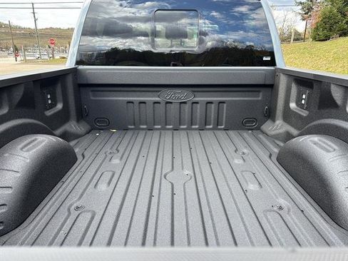 New 2026 Ford F350 Lariat w/ Black Appearance Package image 17