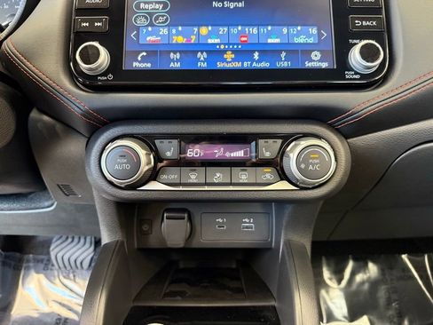 New 2025 Nissan Versa SR w/ Trunk Package image 20