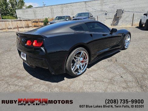 Used 2016 Chevrolet Corvette Stingray Coupe w/ 2LT Preferred Equipment Group RWD image 7