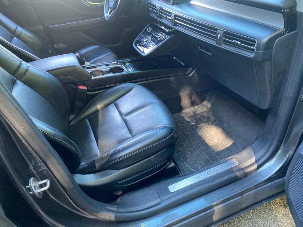 Used 2020 Lincoln Corsair AWD w/ Premium Package image 26