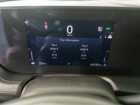 Used 2024 Buick Encore GX Sport Touring image 17