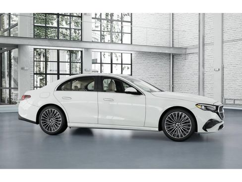 New 2027 Mercedes-Benz E 450 4MATIC Sedan image 14