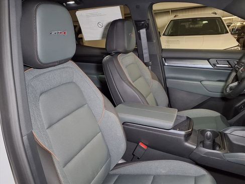 New 2026 GMC Terrain AT4 image 6