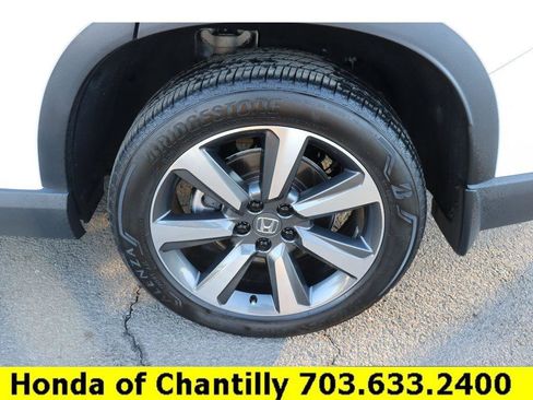 Certified 2025 Honda Pilot Elite image 33