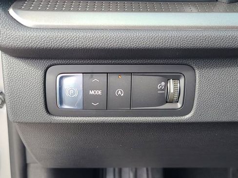 New 2026 Chevrolet Traverse LT w/ Midnight/Sport Edition FWD image 26