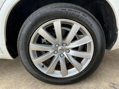 Used 2018 Volvo XC90 T6 Momentum w/ Momentum Plus Package image 24