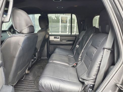 Used 2017 Ford Expedition XLT AWD/4WD image 14