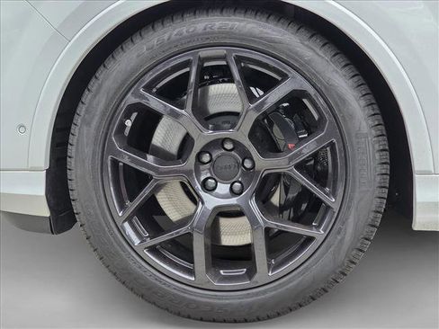 New 2026 Audi SQ7 Premium Plus image 9