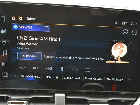 Used 2025 Chevrolet Equinox LT w/ Safety and Technology Package FWD image 27