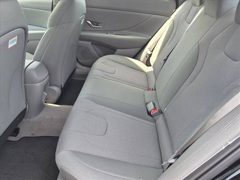 New 2026 Hyundai Elantra SE FWD image 14