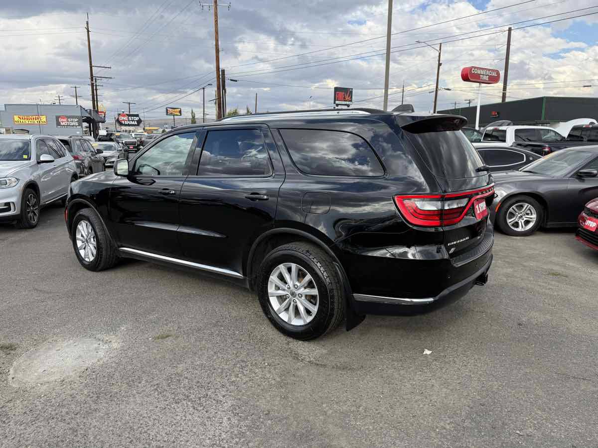 Used 2022 Dodge Durango SXT w/ Trailer Tow Group IV AWD/4WD image 6