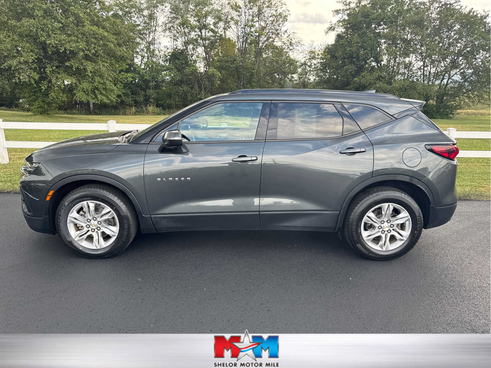 Used 2019 Chevrolet Blazer LT AWD/4WD image 1