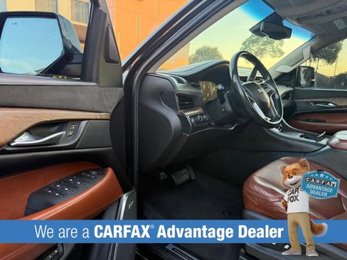 Used 2015 Cadillac Escalade Luxury AWD/4WD image 52