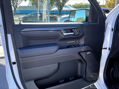 Certified 2025 GMC Sierra 1500 AT4 image 19