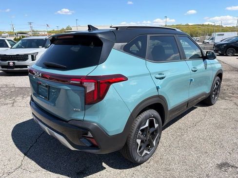 New 2026 Kia Seltos S AWD/4WD image 3