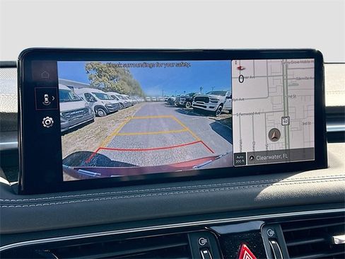 Used 2023 Genesis G70 2.0T image 14