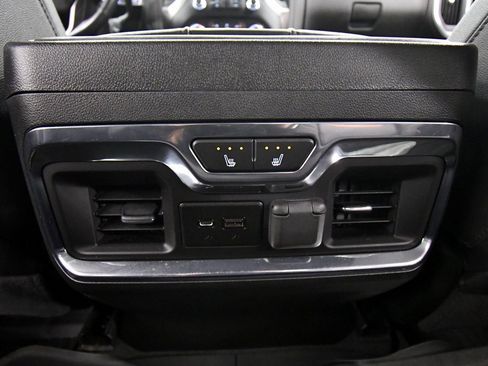 Used 2022 GMC Sierra 2500 AT4 w/ AT4 Preferred Package image 16