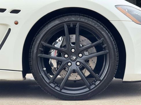 Used 2014 Maserati GranTurismo MC image 37