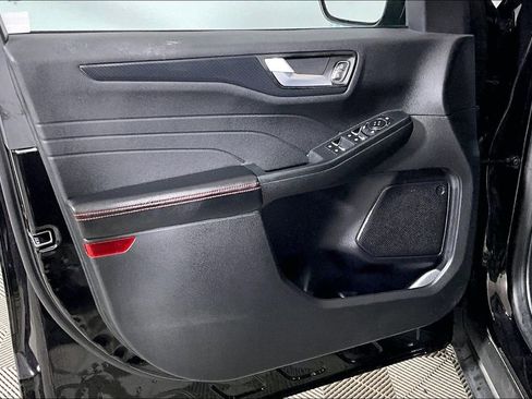 Used 2023 Ford Escape ST-Line w/ Tech Pack #1 image 15