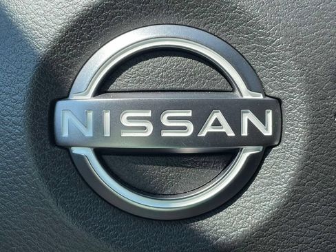 Used 2025 Nissan Altima 2.5 SV FWD image 31
