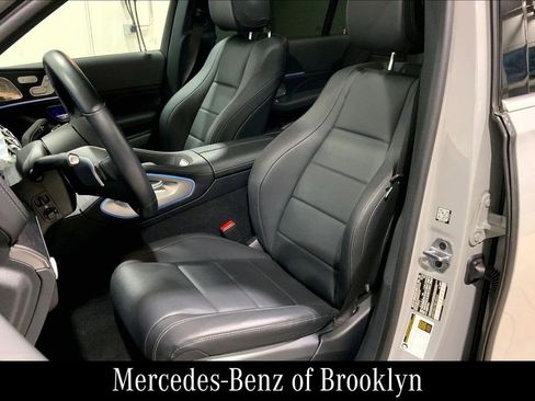 Certified 2024 Mercedes-Benz GLS 450 4MATIC image 8