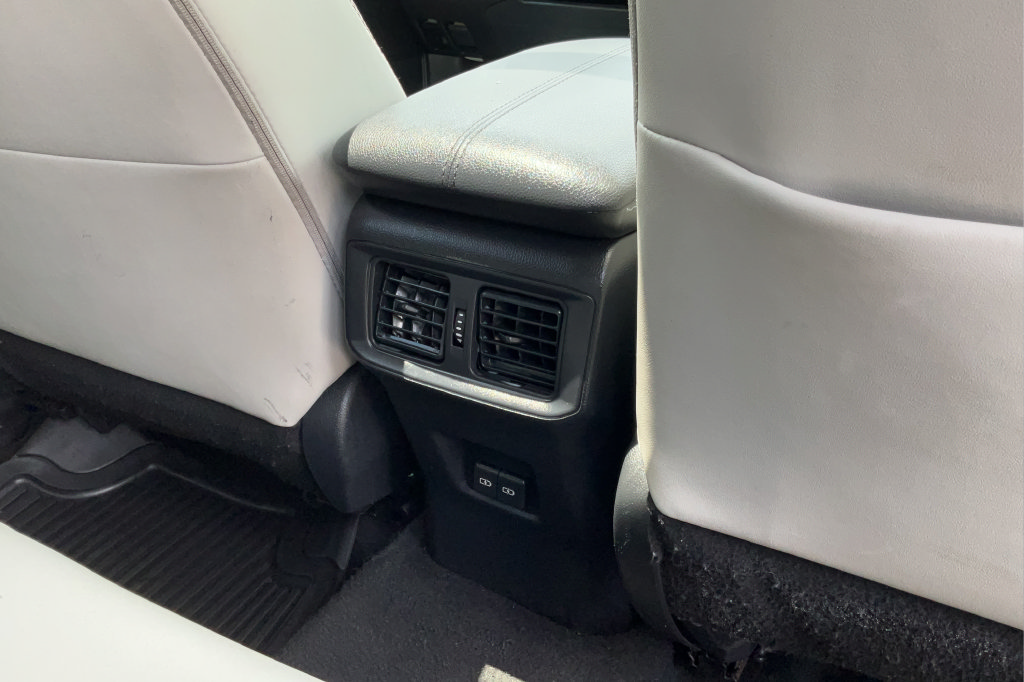 Used 2025 Toyota RAV4 XLE Premium FWD image 21