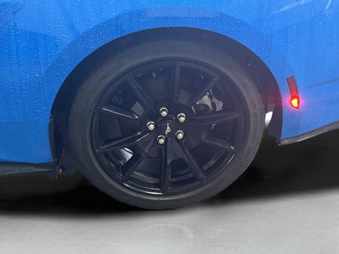 Used 2024 Ford Mustang Coupe RWD image 28