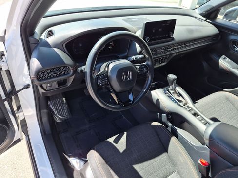 Used 2023 Honda HR-V Sport image 15