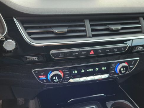 Used 2019 Audi Q7 3.0T Prestige w/ Prestige Package image 16