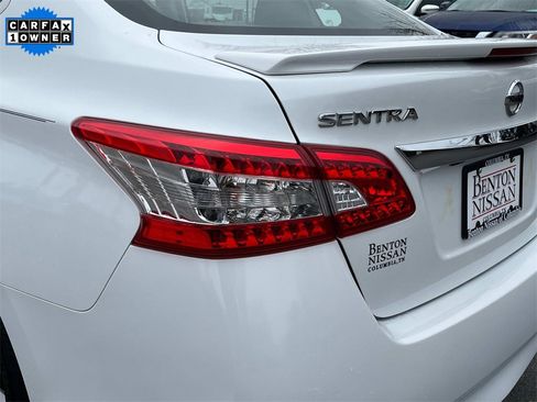 Used 2015 Nissan Sentra SR w/ Navigation Package image 13