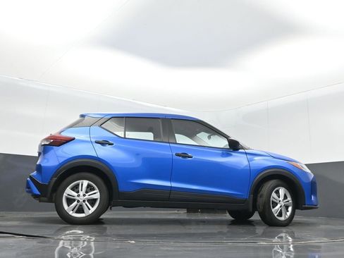 Used 2024 Nissan Kicks S image 31
