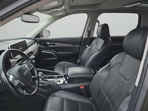 Used 2022 Kia Telluride SX image 9